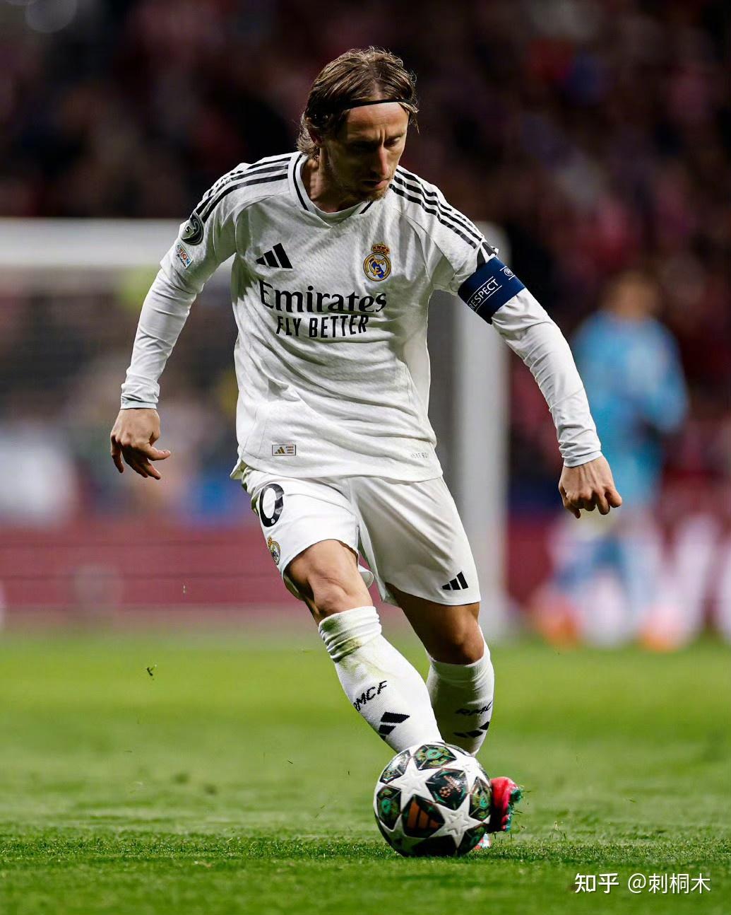 主动进攻在扑克中的意义（扑克中主动打法的价值）