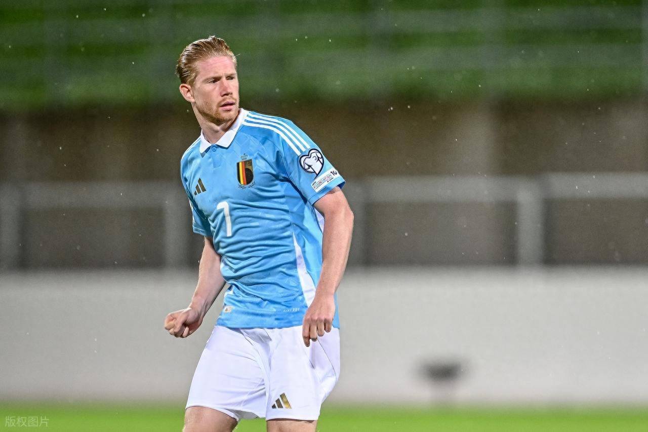 队记：湖人将观察詹姆斯身体状况，来确定能否打背靠背第二场