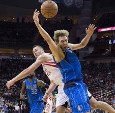 亚足联官网：上海海港卫冕中超冠军，却在亚洲赛场举步维艰